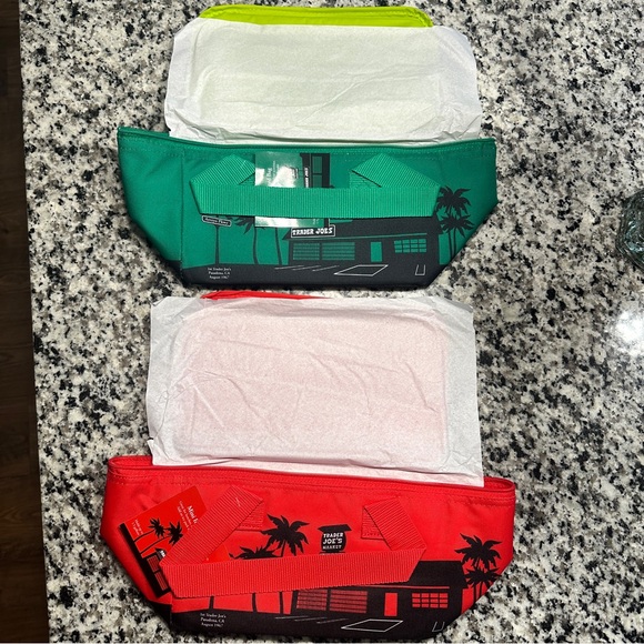 🚨TRADER JOE’S MINI BAGS - Picture 2 of 4